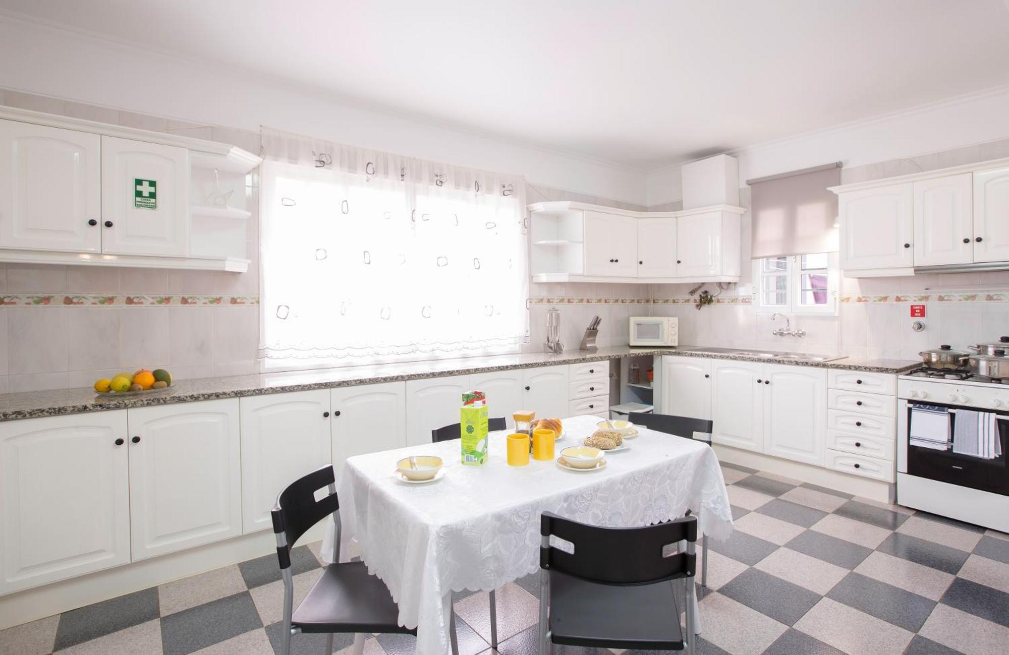 Charming Apartments In Funchal - Sao Goncalo Room photo