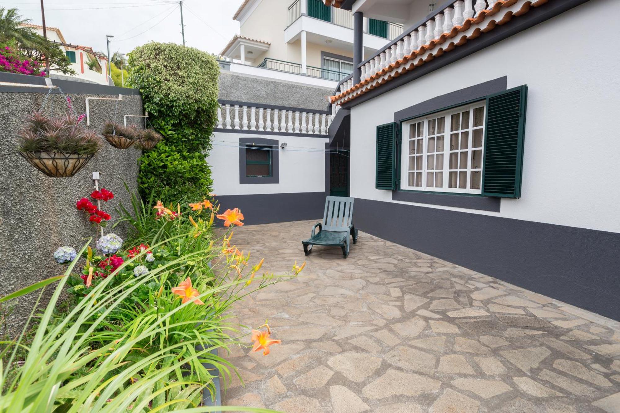 Charming Apartments In Funchal - Sao Goncalo Room photo